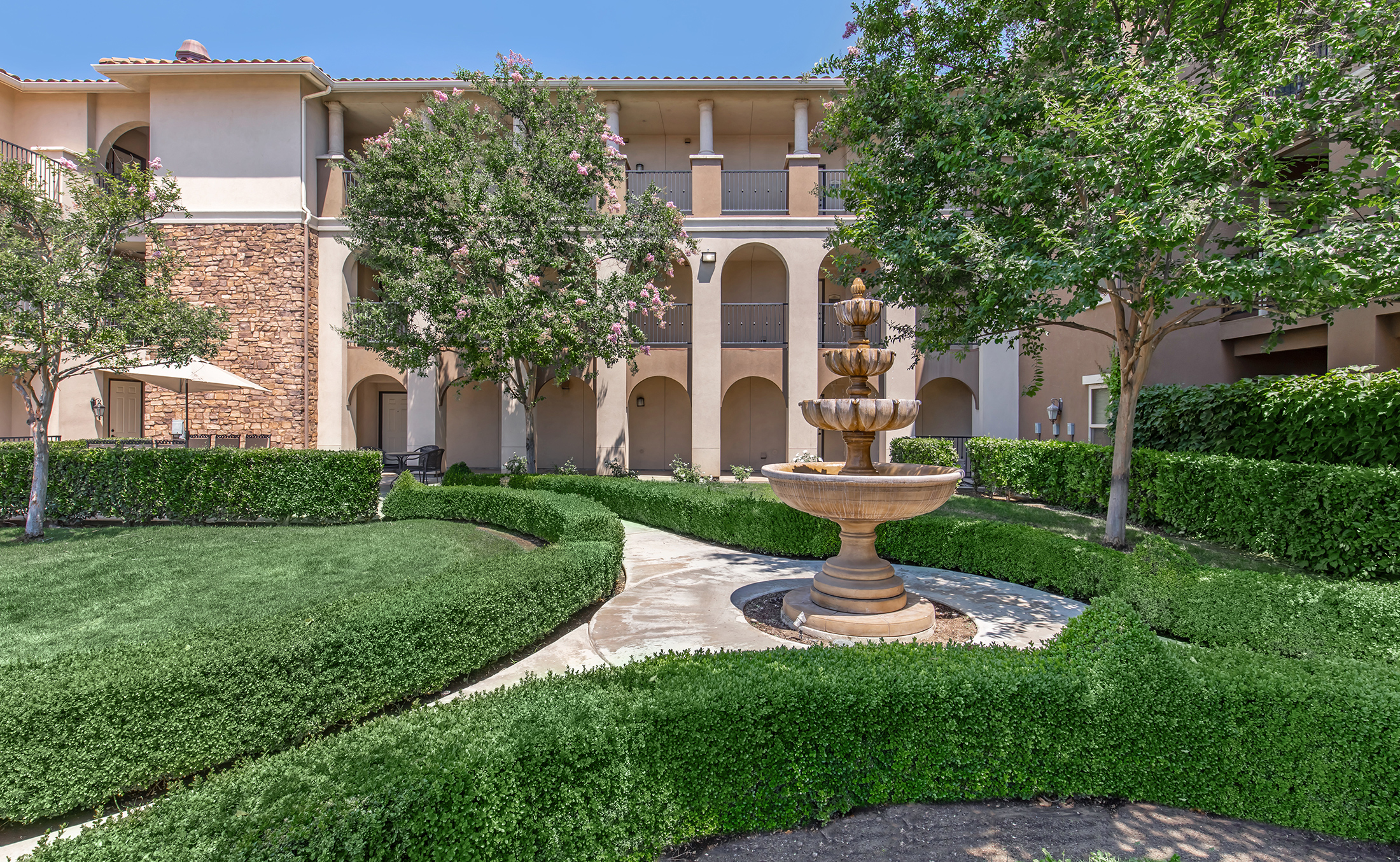 Villa Sorrento Apartments in Clovis, CA